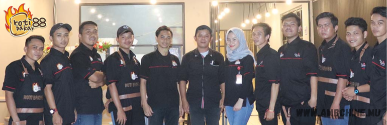 Waiter/Waitress Roti Bakar 88 Kota Tangerang